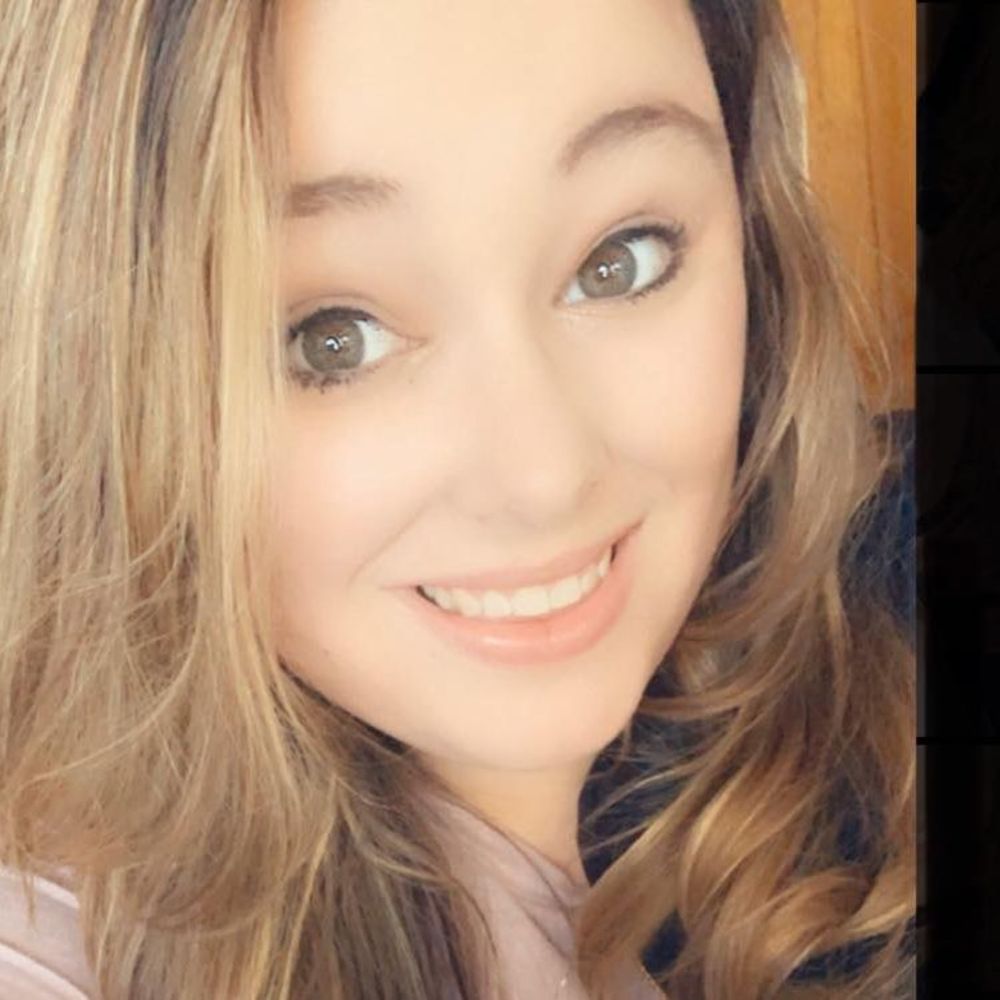 Meet your Posher, Lynsey